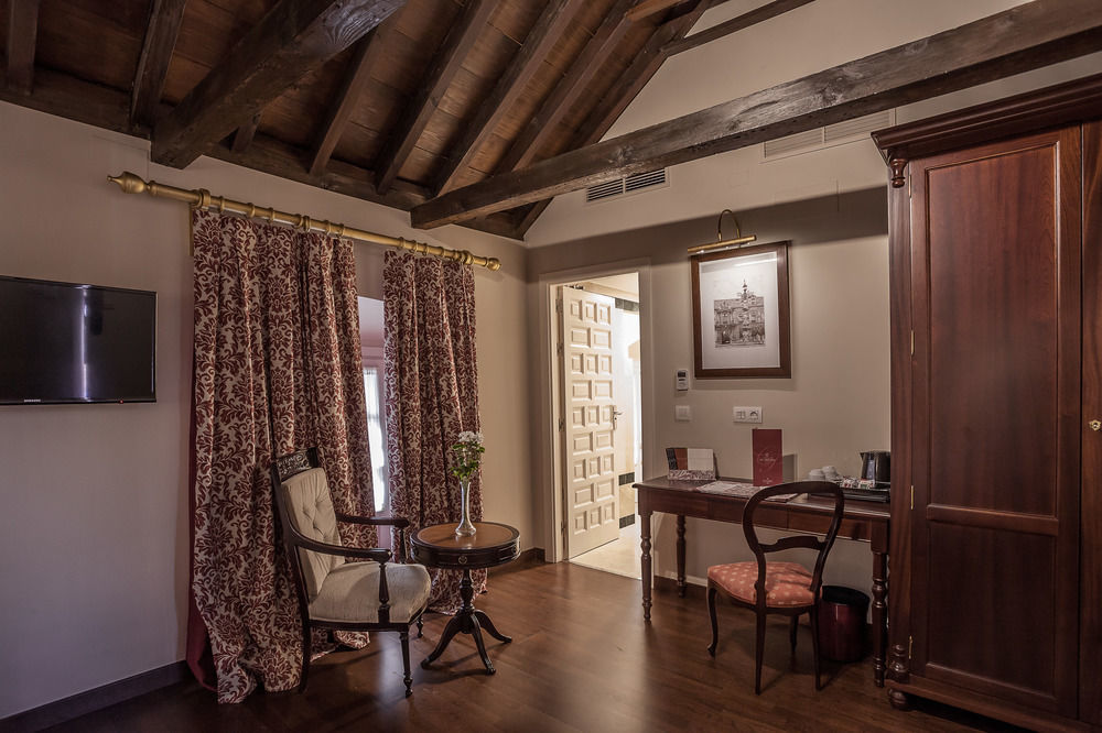 Hotel Casas De El Arenal Sewilla